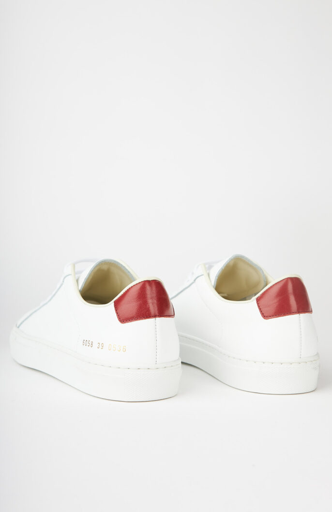 White sneaker "Retro low 6058" with red heel detail