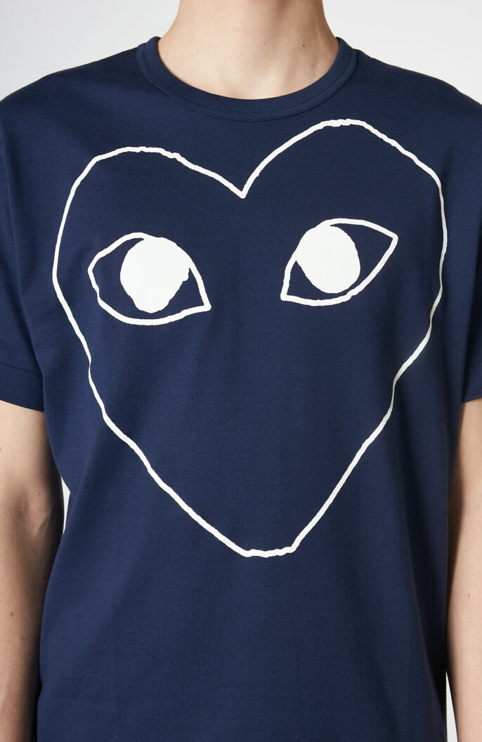 Dunkelblaues T-Shirt mit großem Herz-Print