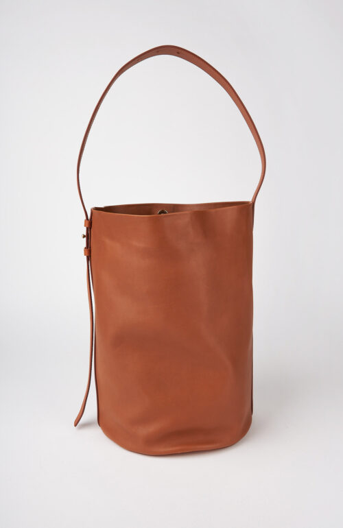 Brown shoulder bag "AB91.1