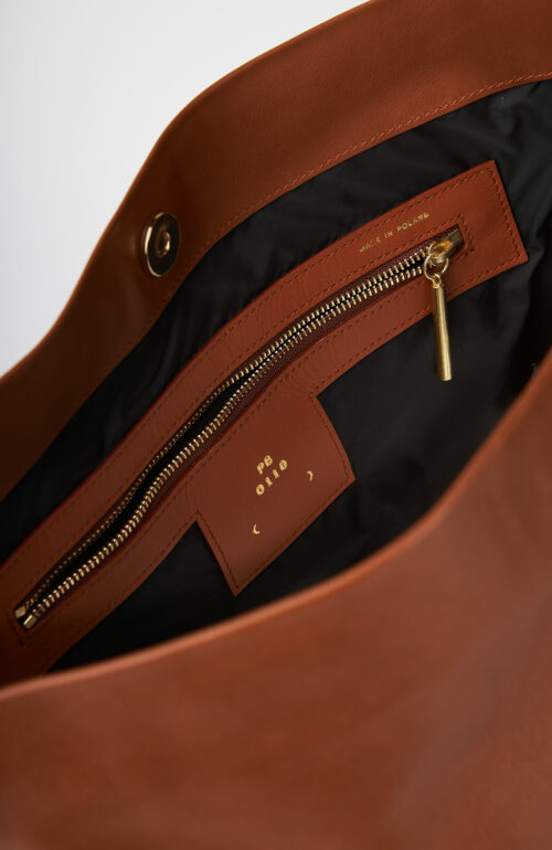 Brown shoulder bag "AB91.1