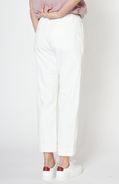 White pants "Tomboy