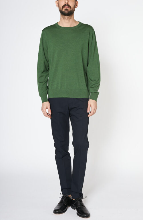 Green sweater "Nerio" with round neckline
