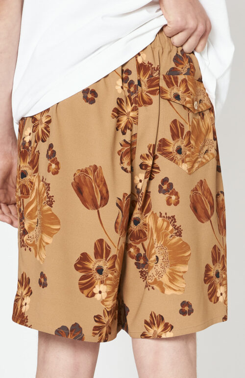 Shorts with floral print