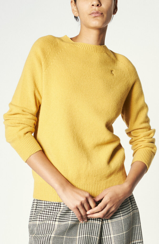 Sweater "Carmel" in honey yellow