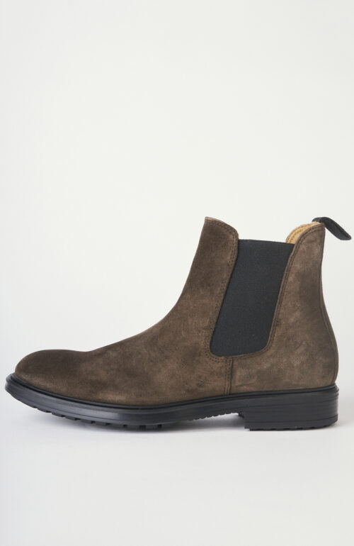 Chelsea Boots in Taupe