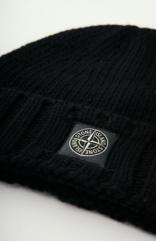 Black knitted hat "N17D6" from soft Geelong wool