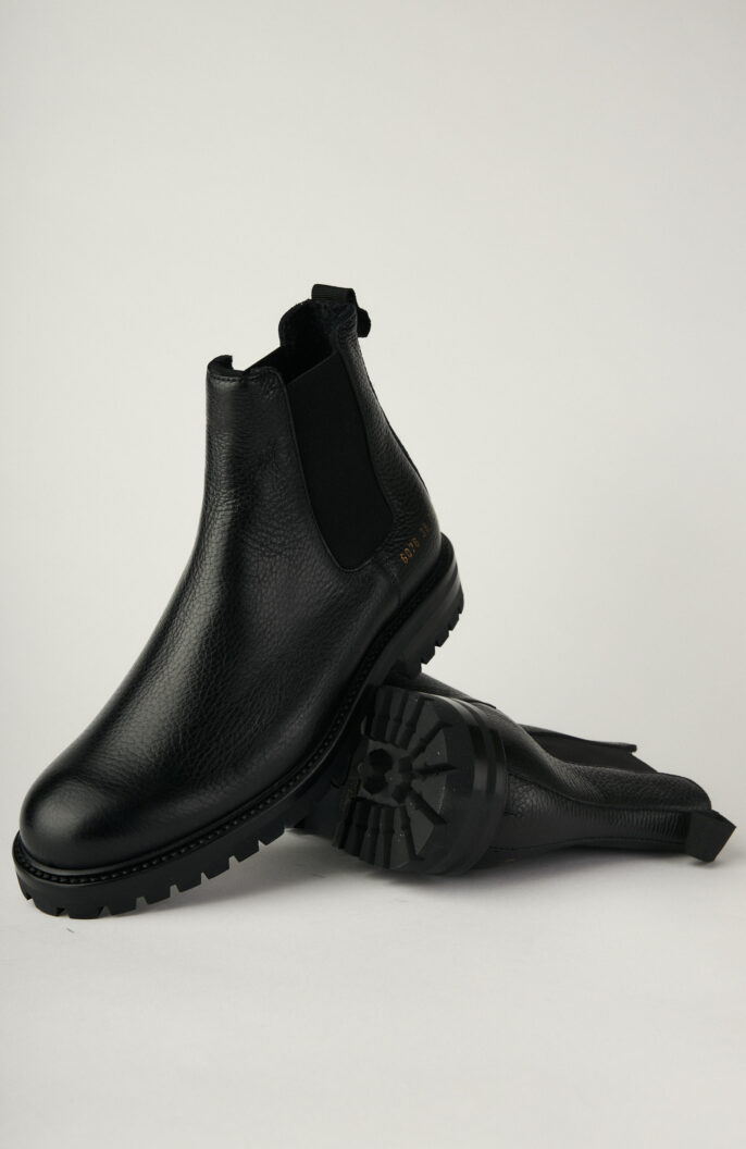 Chelsea boots in black