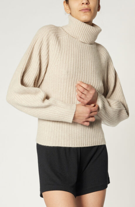 Pullover "Cashmere Open Back Turtleneck" in Heather Pampas