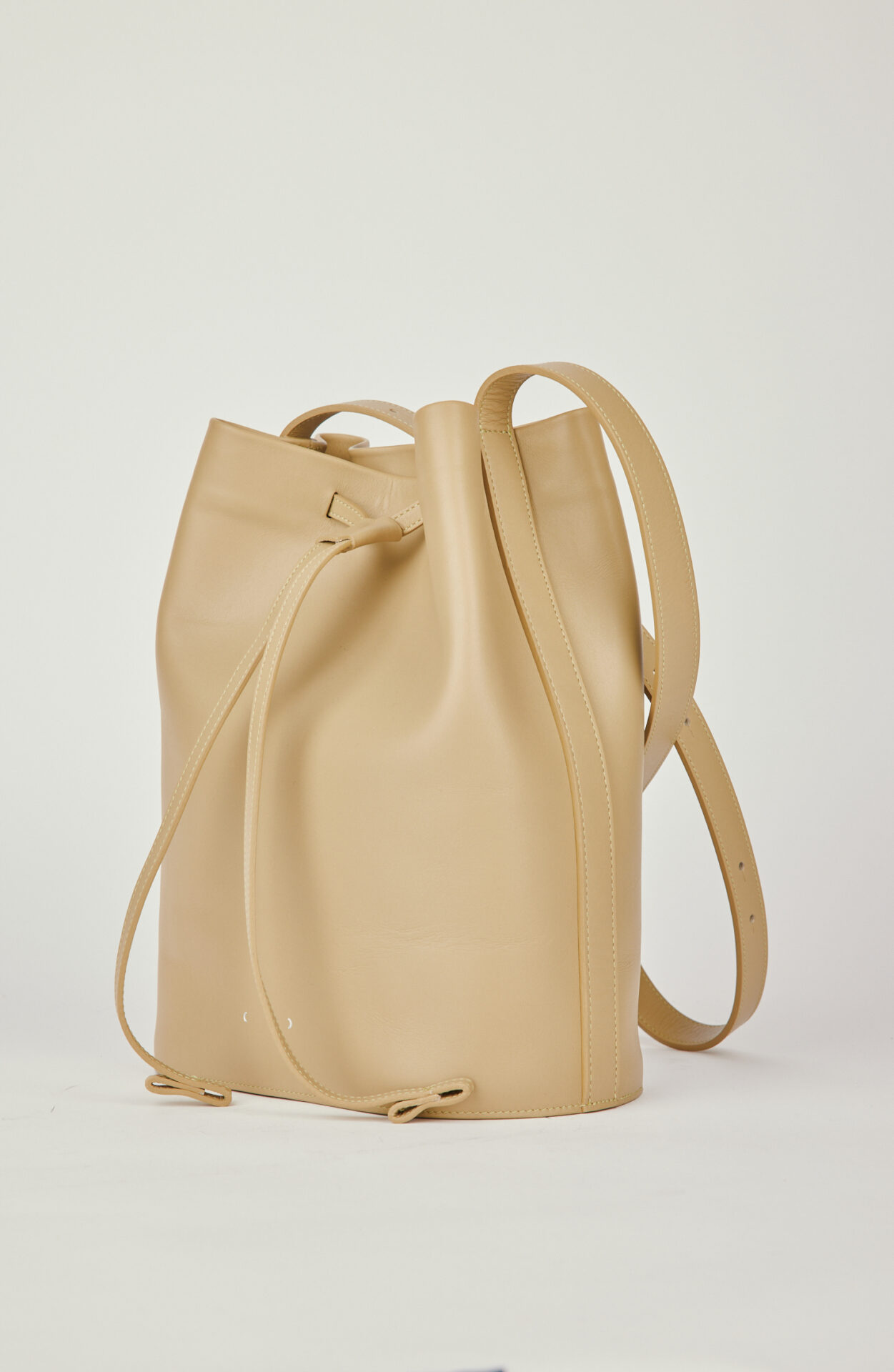 Olive green leather bucket bag "AB 103.1