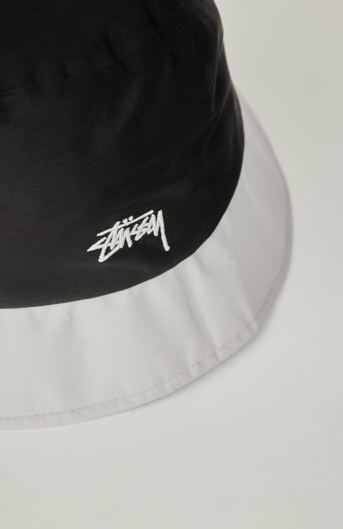 Black and gray bucket hat