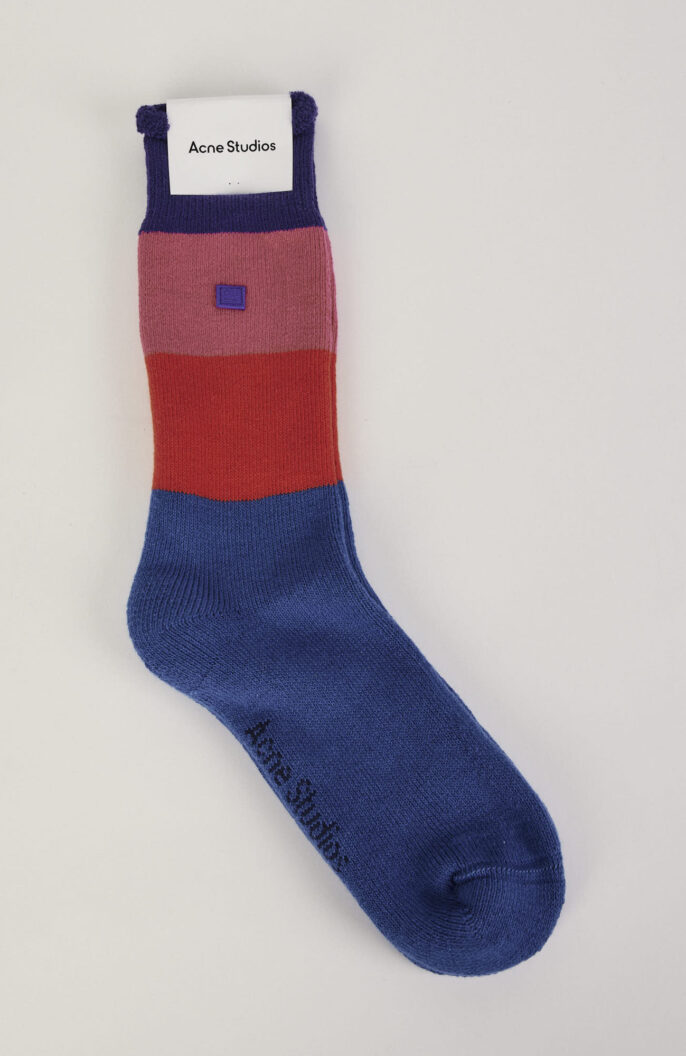 Blau gestreifte Socken aus Baumwolle