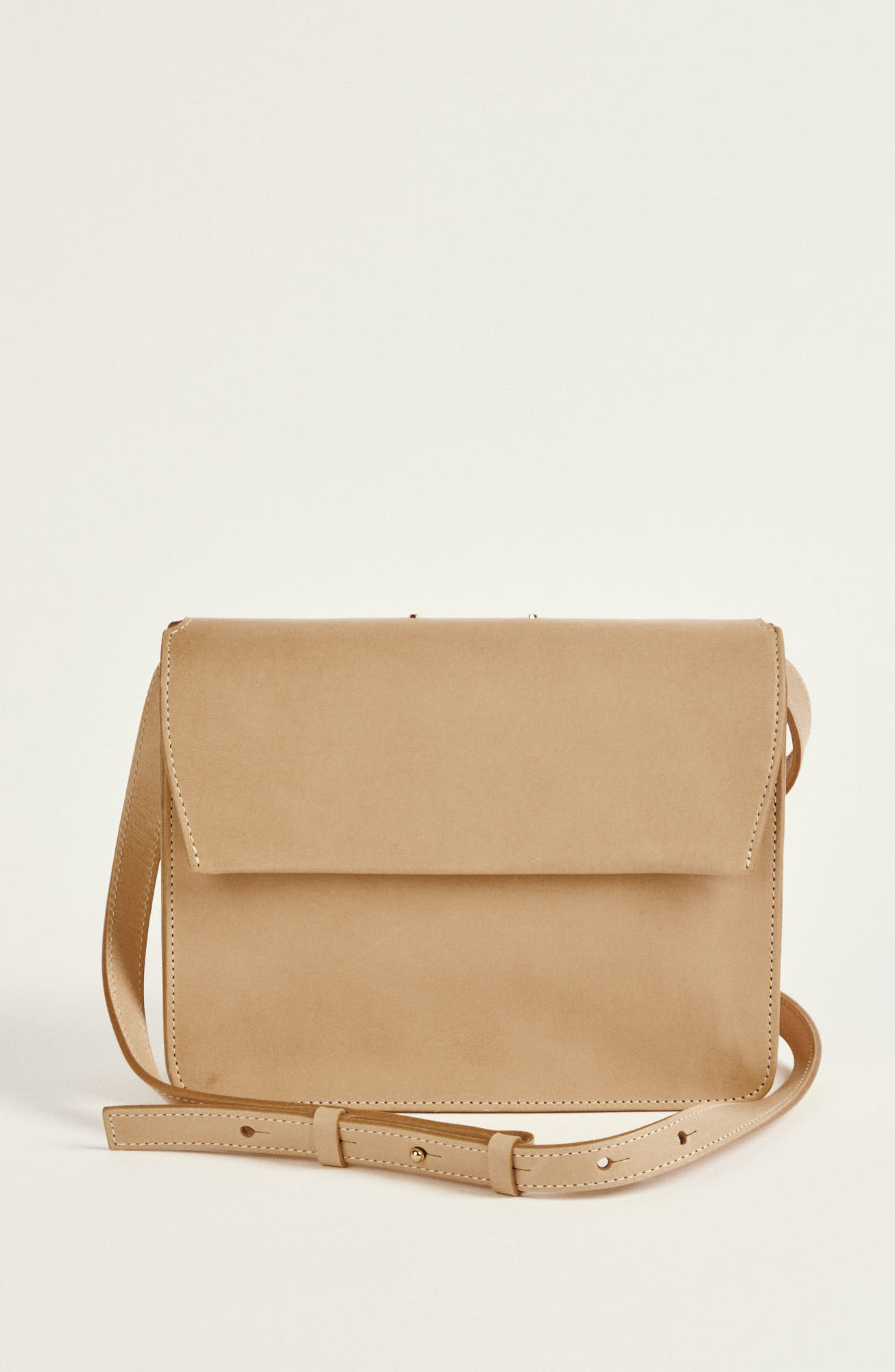 Natural color leather shoulder bag "AB83