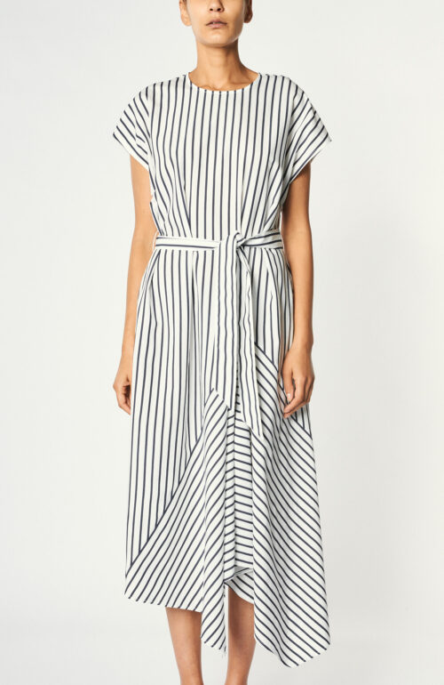 Asymmetrical maxi dress with stripes in white/dark blue
