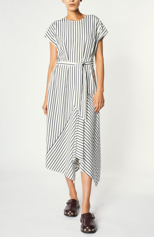 Asymmetrisches Maxi-Kleid mit Streifen in Weiß/Dunkelblau