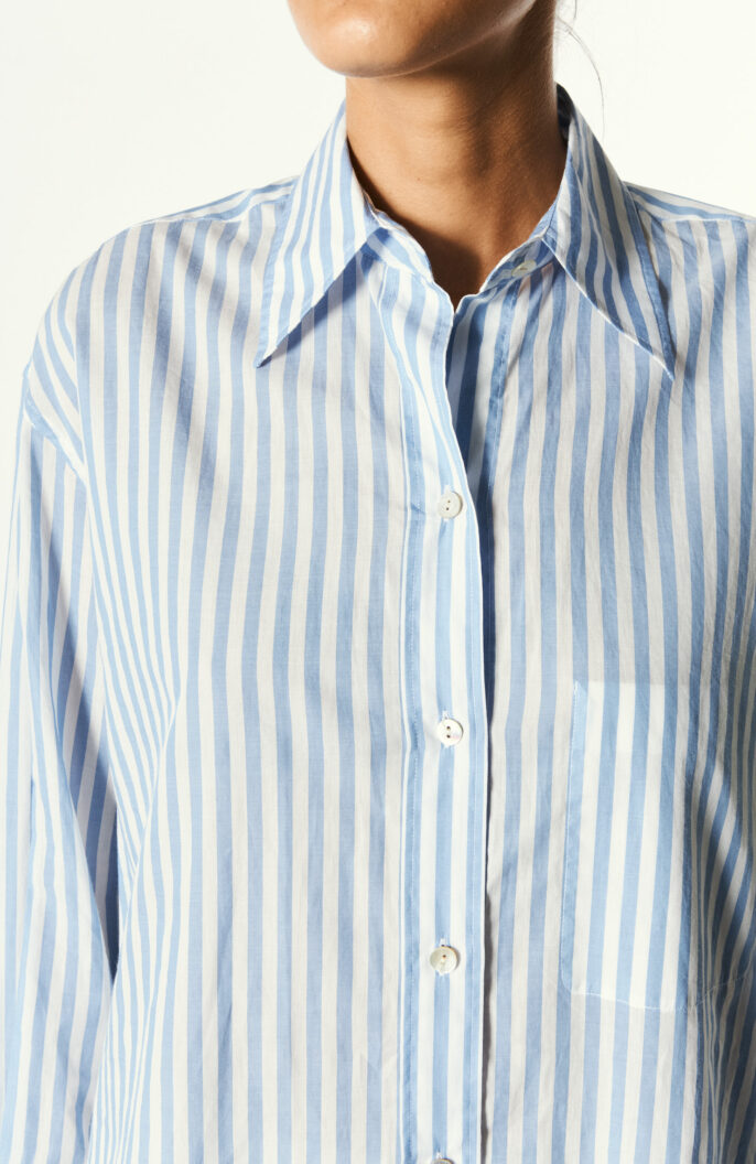Gestreiftes Oversize-Shirt in Blau/Weiß