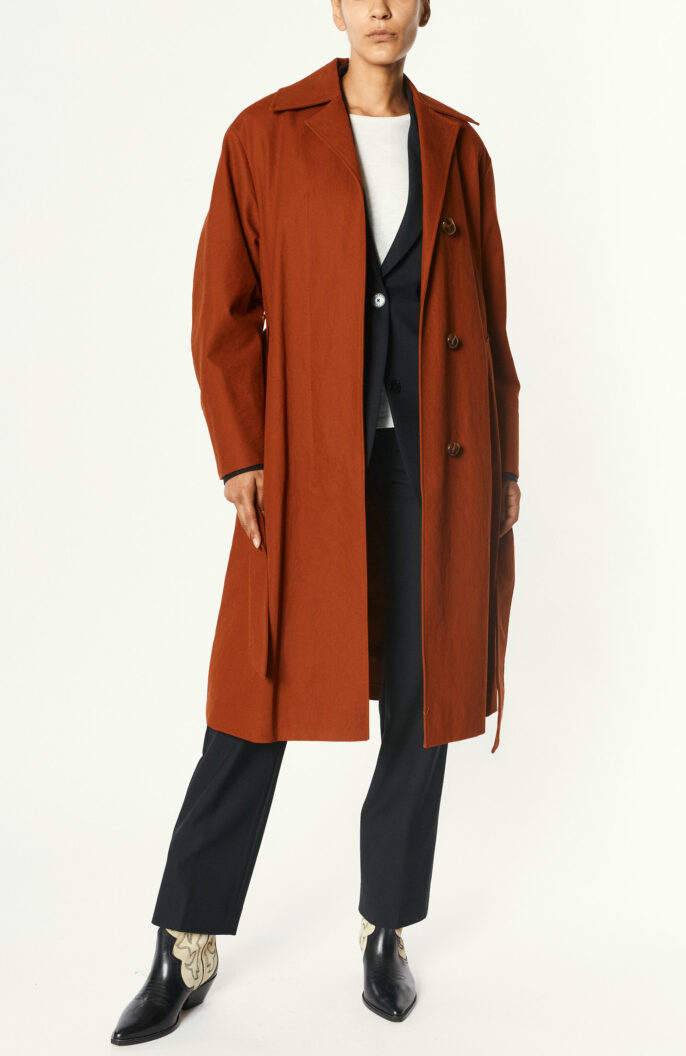 Oversize coat in rust red