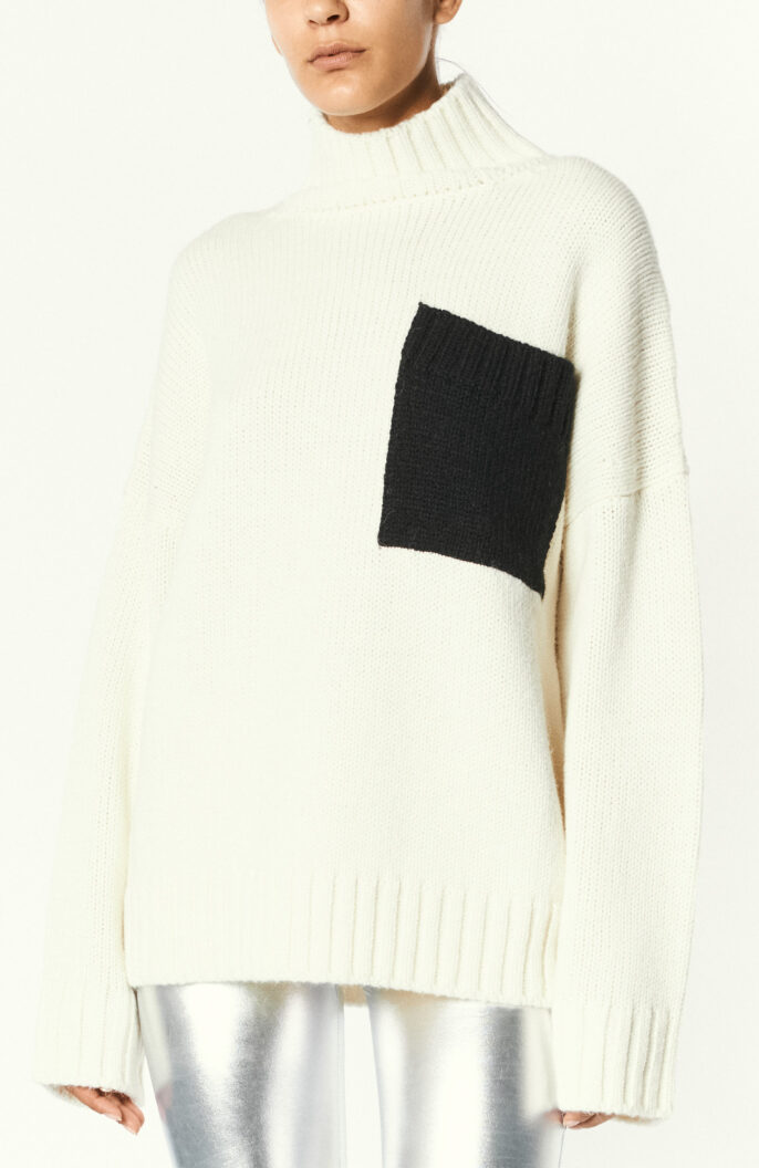 "Patch Pocket" Pullover in Weiß