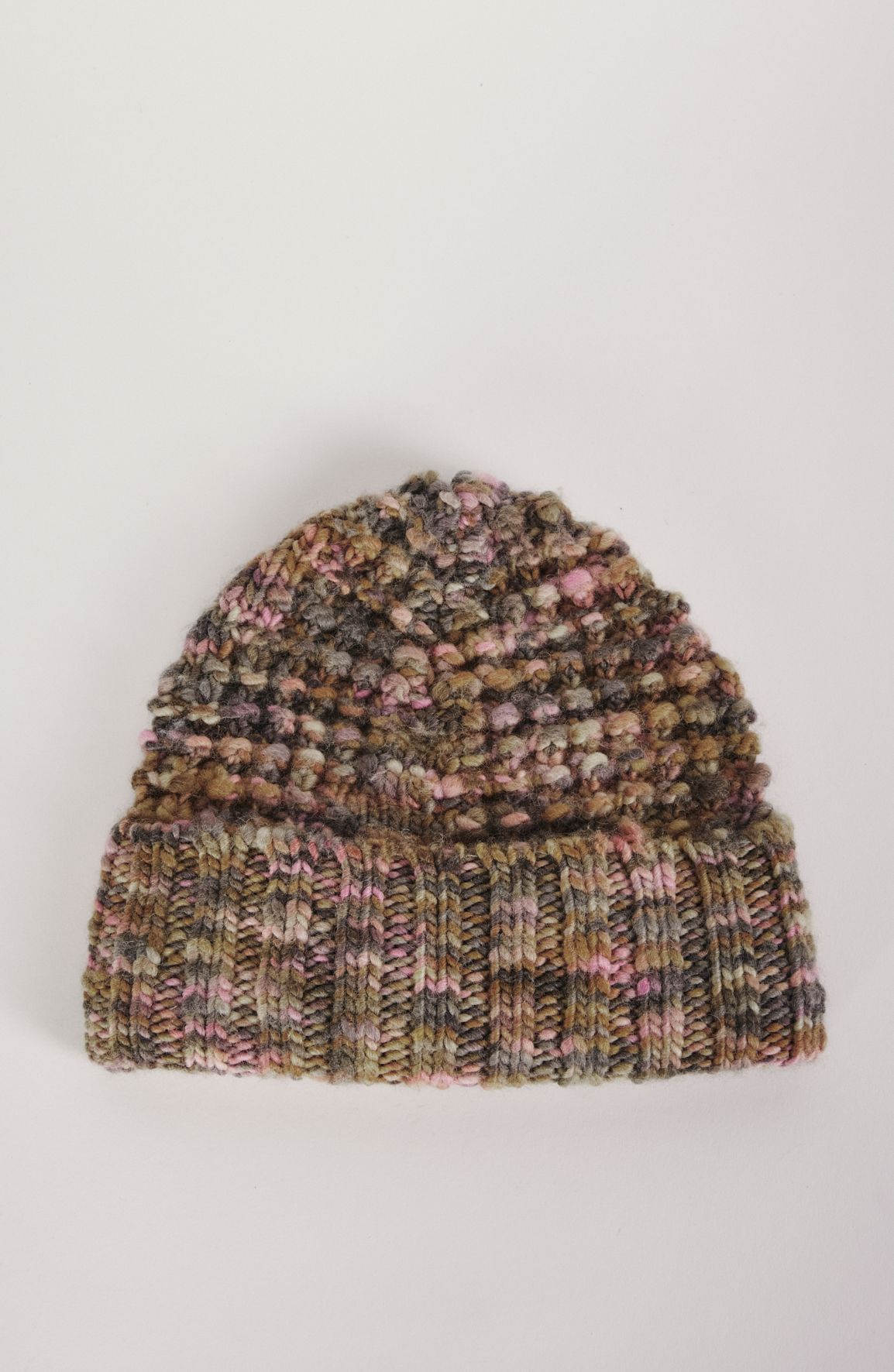 Acne Studios - Coarse knit hat in pink / nature - Schwittenberg