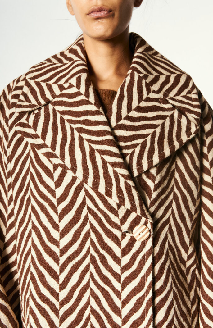 Jacquard coat "Avelina" in brown / cream