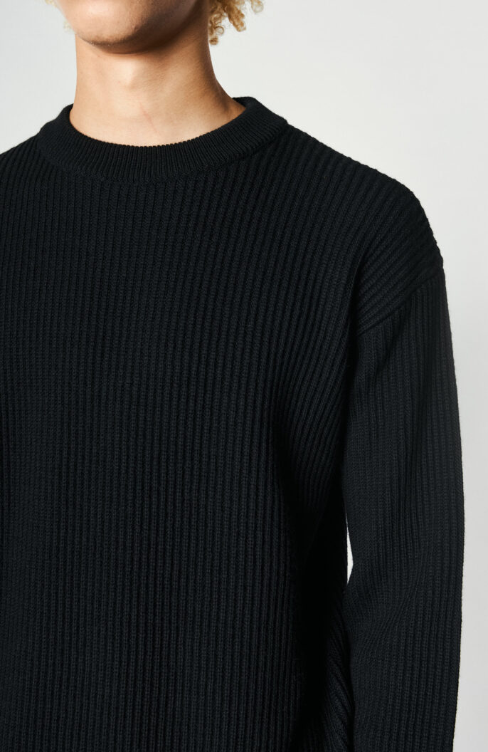 Rib knit sweater in black