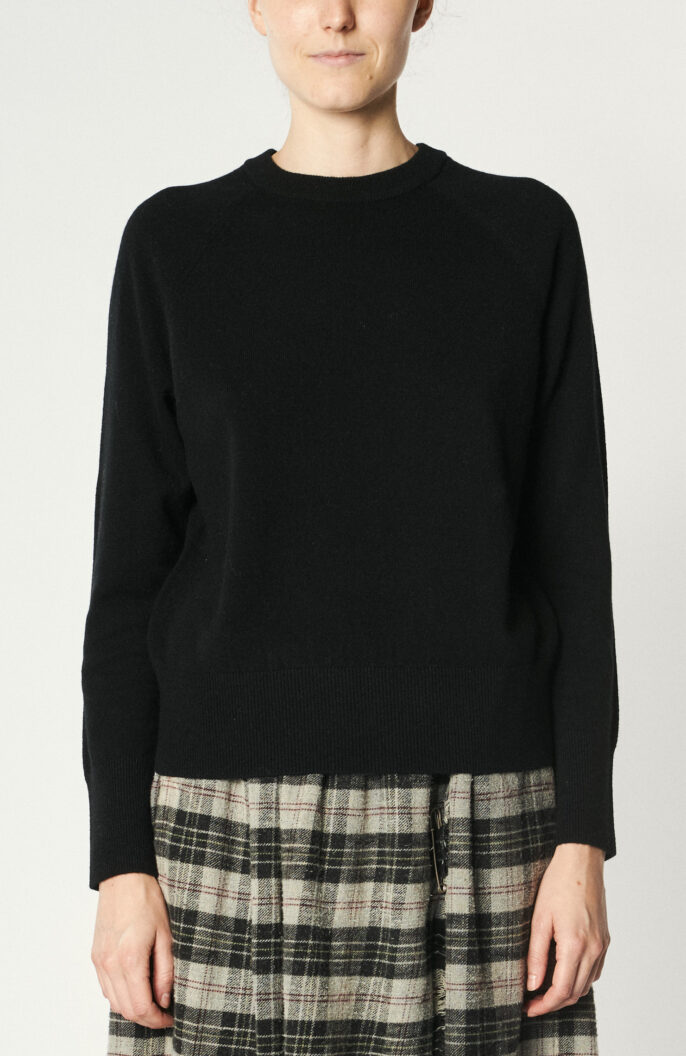 Raglan-Pullover in Schwarz